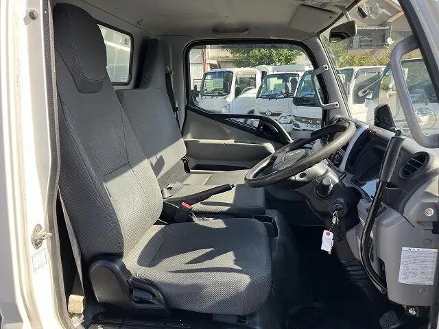 三菱ふそうキャンターダンプ小型（2t・3t）[写真32]