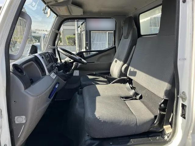 三菱ふそうキャンターダンプ小型（2t・3t）[写真33]