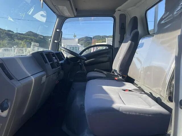 いすゞエルフ平ボディ小型（2t・3t）[写真12]