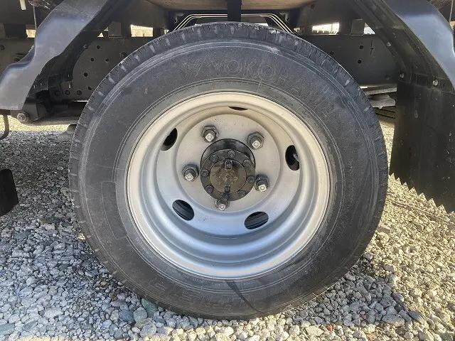 いすゞエルフ平ボディ小型（2t・3t）[写真29]