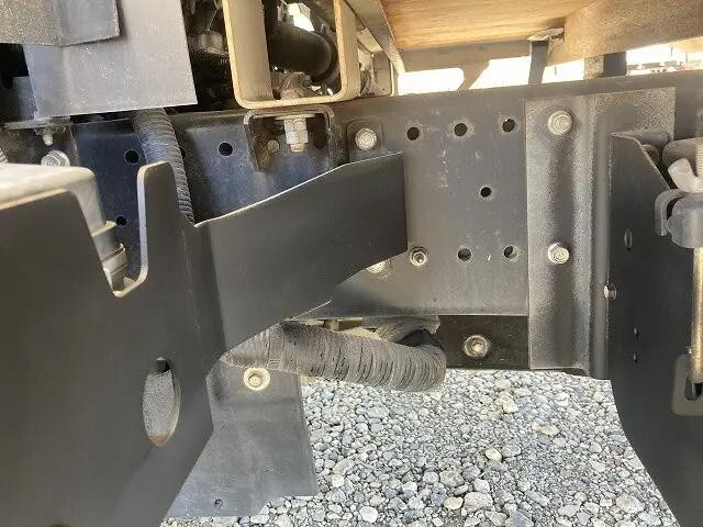 いすゞエルフ平ボディ小型（2t・3t）[写真31]