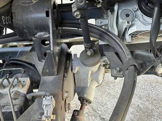 いすゞエルフ平ボディ小型（2t・3t）[写真13]