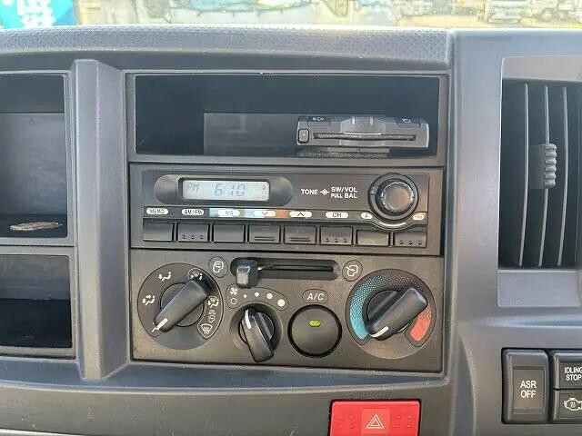 いすゞエルフ平ボディ小型（2t・3t）[写真33]