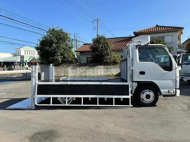 いすゞエルフ平ボディ小型（2t・3t）[写真08]