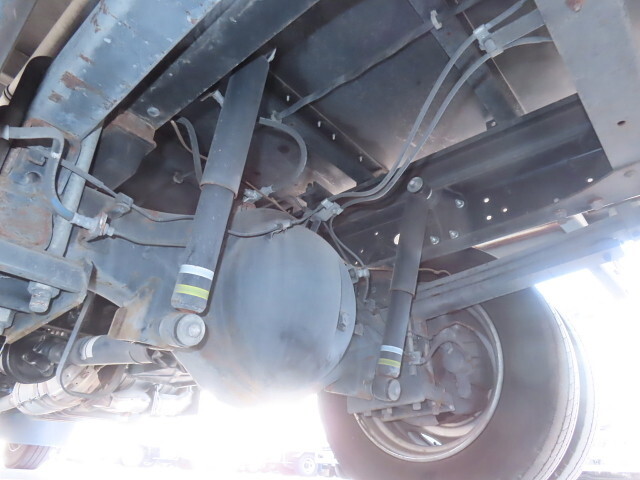 トヨタトヨエースアルミウイング小型（2t・3t）[写真11]