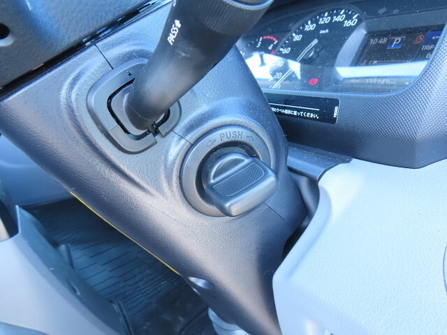 トヨタトヨエースアルミウイング小型（2t・3t）[写真26]