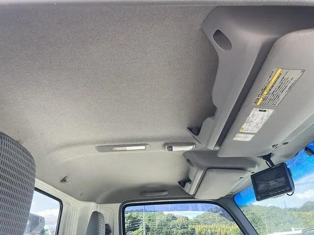 日野デュトロキャリアカー小型（2t・3t）[写真15]