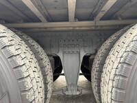 UDトラックスクオンアルミウイング大型（10t）[写真23]