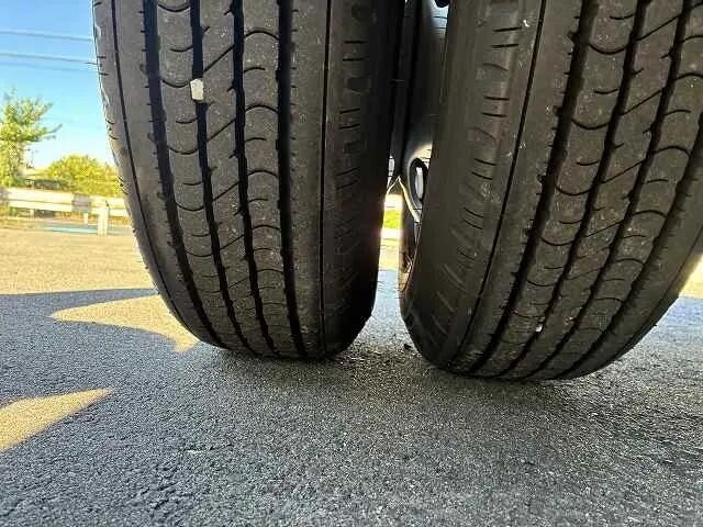 日野デュトロ平ボディ小型（2t・3t）[写真25]