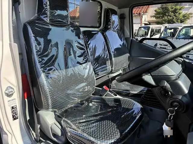 日野デュトロ平ボディ小型（2t・3t）[写真28]