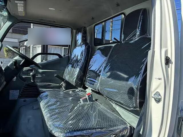 日野デュトロ平ボディ小型（2t・3t）[写真29]