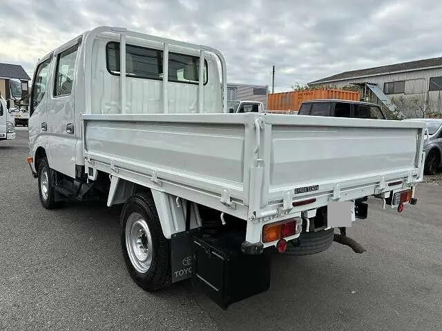 トヨタトヨエースダブルキャブ（Wキャブ）小型（2t・3t）[写真02]