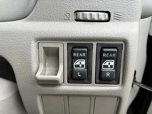 トヨタトヨエースダブルキャブ（Wキャブ）小型（2t・3t）[写真21]