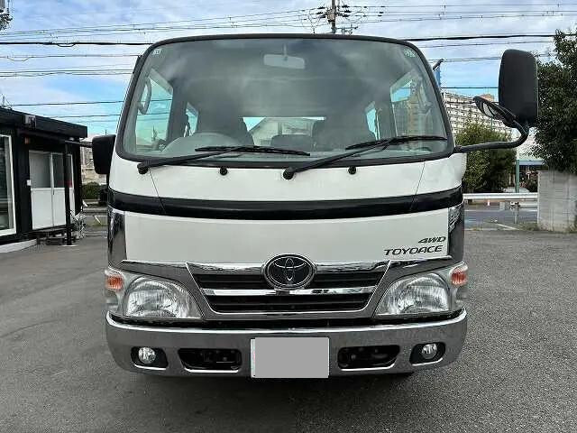 トヨタトヨエースダブルキャブ（Wキャブ）小型（2t・3t）[写真03]