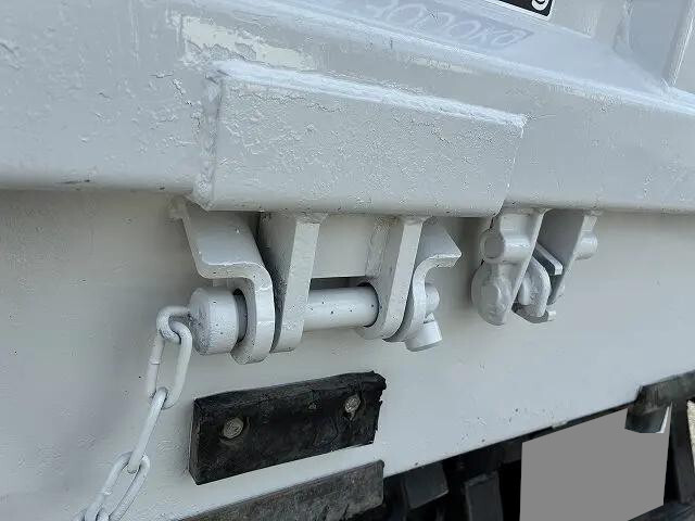 いすゞエルフローダーダンプ小型（2t・3t）[写真20]