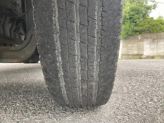 日野デュトロ平ボディ小型（2t・3t）[写真19]