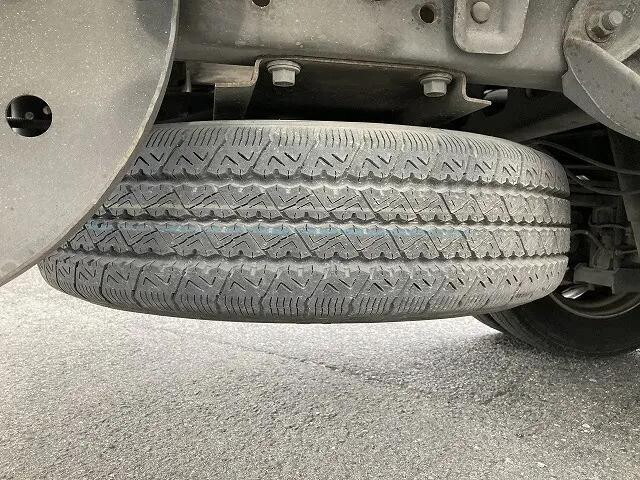 日野デュトロ平ボディ小型（2t・3t）[写真24]