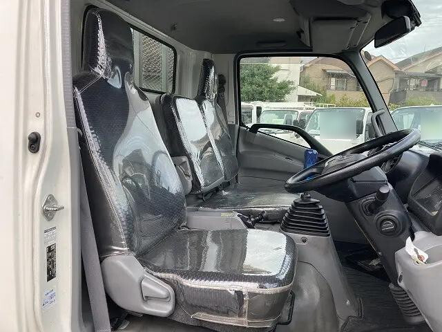 日野デュトロ平ボディ小型（2t・3t）[写真25]