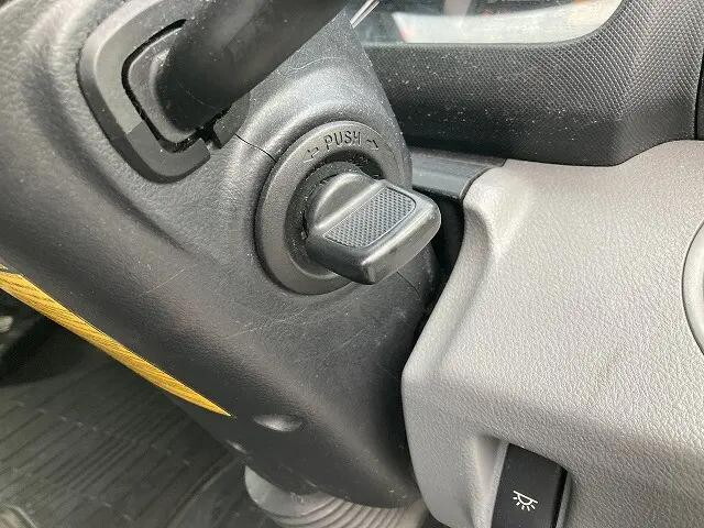 日野デュトロ平ボディ小型（2t・3t）[写真29]