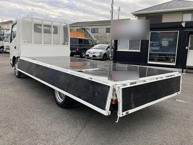 日野デュトロ平ボディ小型（2t・3t）[写真07]