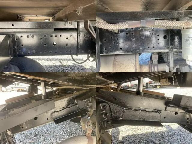 三菱ふそうキャンター平ボディ小型（2t・3t）[写真39]