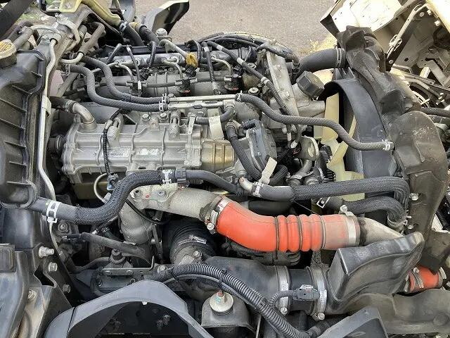 三菱ふそうキャンターパッカー車（塵芥車）小型（2t・3t）[写真13]