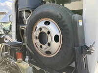 三菱ふそうキャンターパッカー車（塵芥車）小型（2t・3t）[写真40]