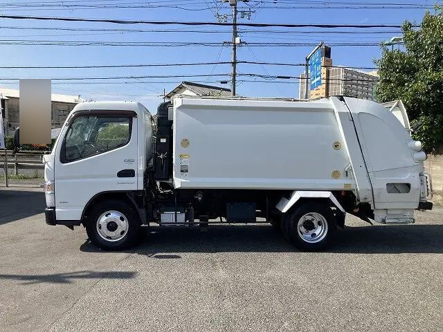 三菱ふそうキャンターパッカー車（塵芥車）小型（2t・3t）[写真06]