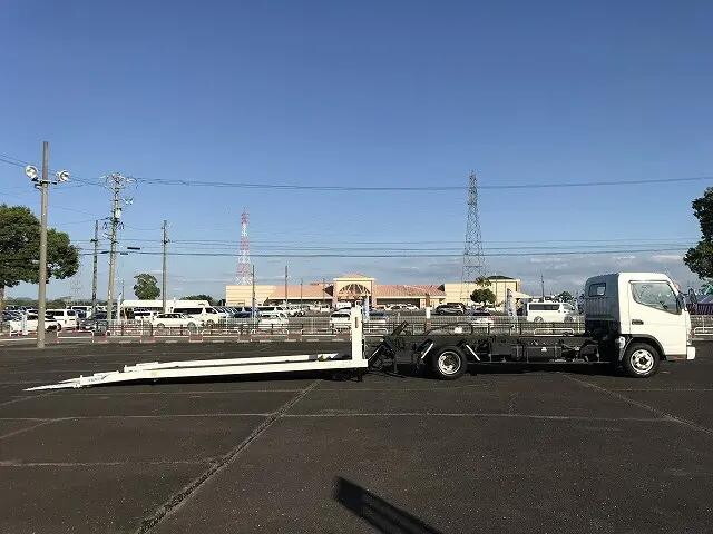 三菱ふそうキャンターセーフティローダー小型（2t・3t）[写真11]