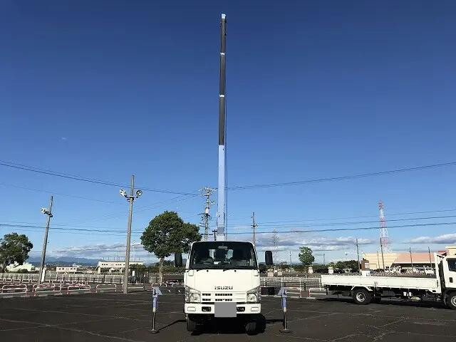 いすゞエルフクレーン4段小型（2t・3t）[写真12]