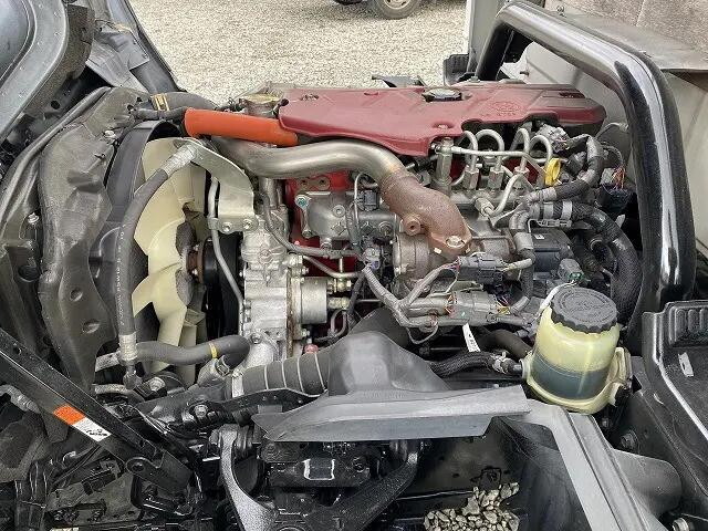 日野デュトロ平ボディ小型（2t・3t）[写真13]