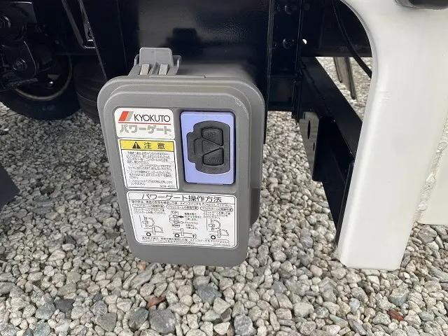 日野デュトロ平ボディ小型（2t・3t）[写真14]