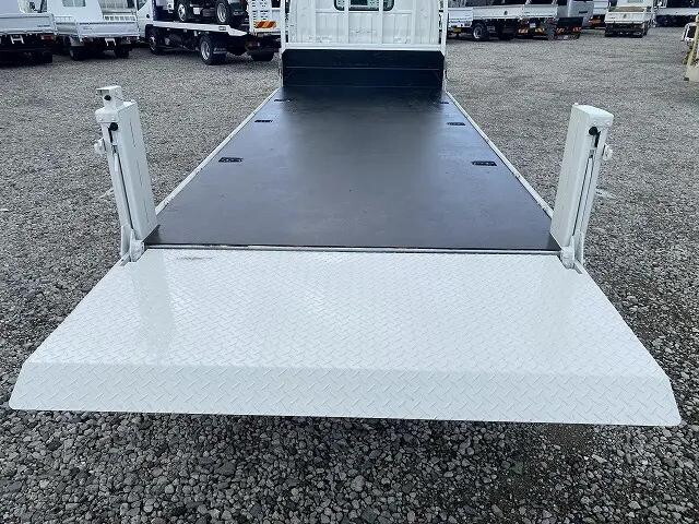 日野デュトロ平ボディ小型（2t・3t）[写真17]