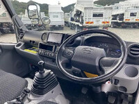 日野デュトロ平ボディ小型（2t・3t）[写真26]