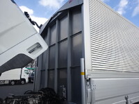 三菱ふそうファイターアルミウイング中型（4t）[写真20]