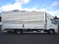 三菱ふそうファイターアルミウイング中型（4t）[写真04]