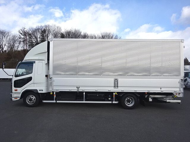 三菱ふそうファイターアルミウイング中型（4t）[写真04]