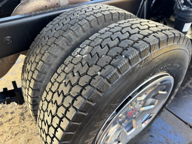 三菱ふそうキャンターダンプ小型（2t・3t）[写真14]