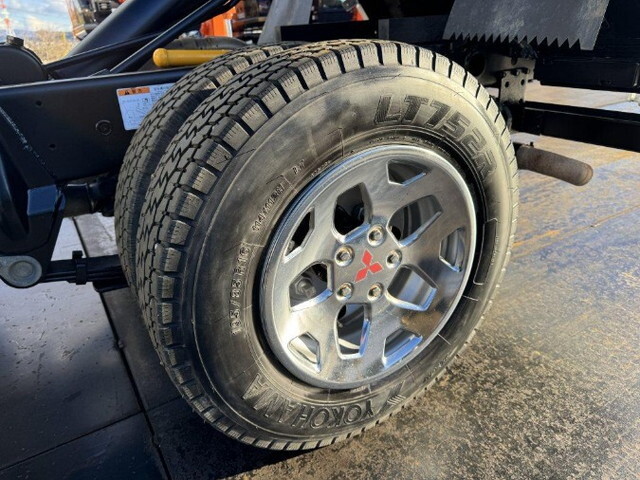 三菱ふそうキャンターダンプ小型（2t・3t）[写真21]