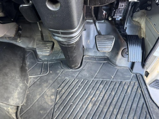 三菱ふそうキャンターダンプ小型（2t・3t）[写真29]