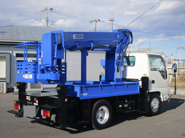 いすゞエルフ高所作業車小型（2t・3t）[写真02]