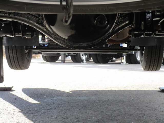 いすゞエルフ高所作業車小型（2t・3t）[写真23]