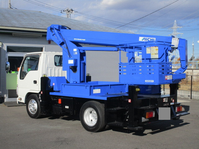 いすゞエルフ高所作業車小型（2t・3t）[写真04]