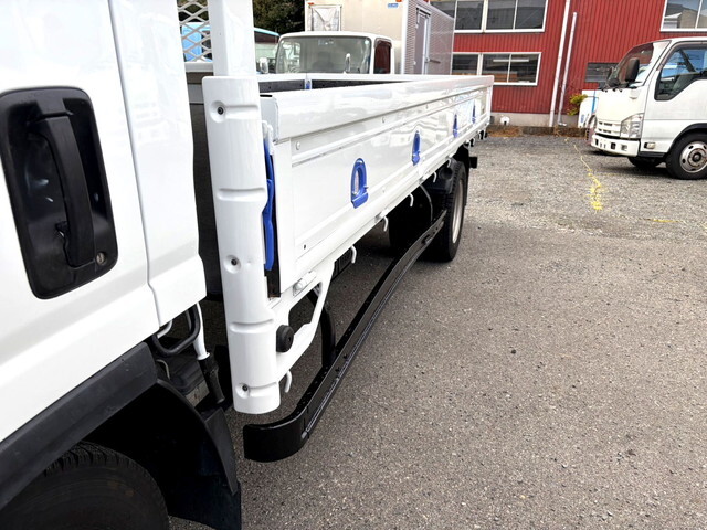 いすゞエルフ平ボディ小型（2t・3t）[写真10]