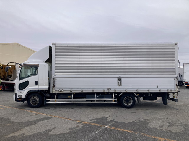 いすゞフォワードアルミウイング中型（4t）[写真05]