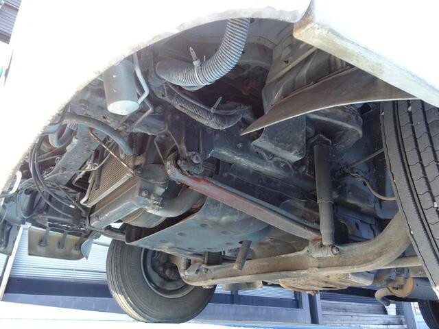 三菱ふそうファイター家畜運搬車中型（4t）[写真20]