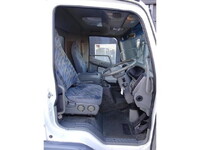 三菱ふそうファイター家畜運搬車中型（4t）[写真27]