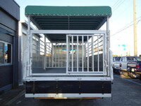 三菱ふそうファイター家畜運搬車中型（4t）[写真09]