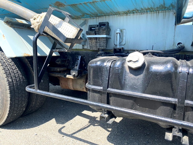 いすゞエルフ散水車小型（2t・3t）[写真10]