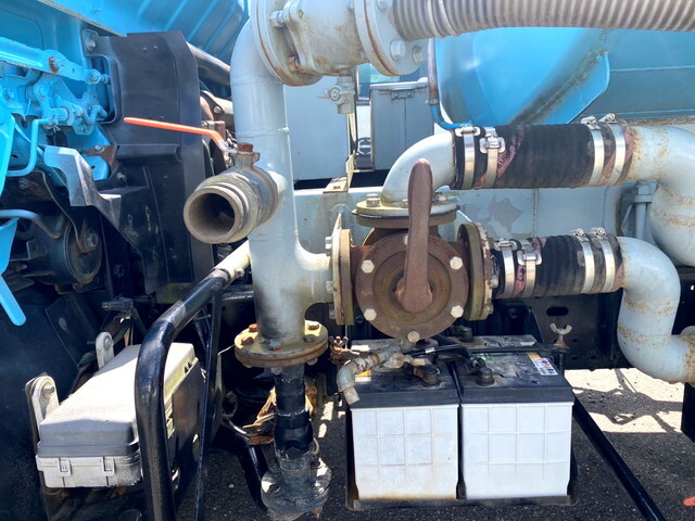 いすゞエルフ散水車小型（2t・3t）[写真13]